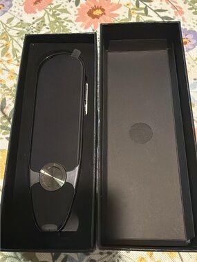 Reading Pen for Dyslexia. Scan text to read
